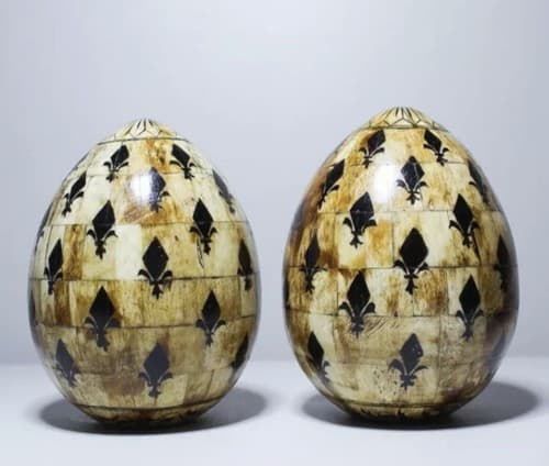 Handcrafted Bone Egg Shape Paperweights Accents Sculptures - Thumbnail 2
