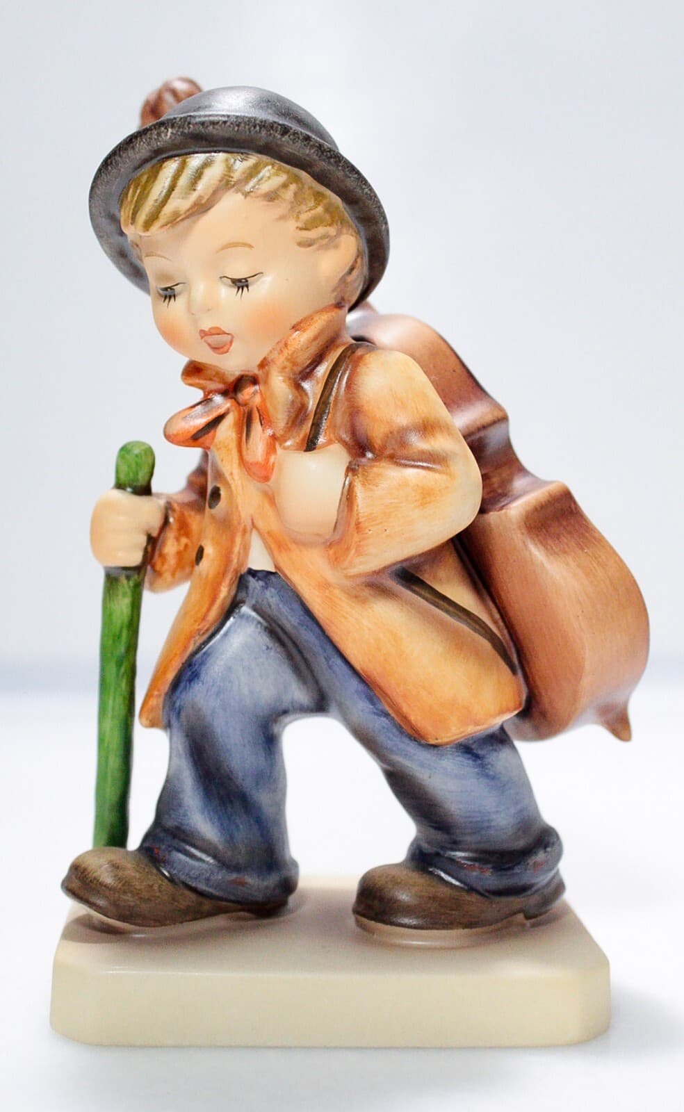GOEBEL HUMMEL Germany "Little Cellist" Hand Painted Porcelain Figurine TMK6 - Thumbnail 5