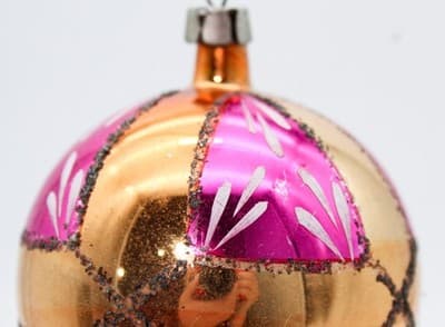 Vintage Poland Hand Painted Mica Stencil Pink Gold Glass Christmas Ornament - Thumbnail 2
