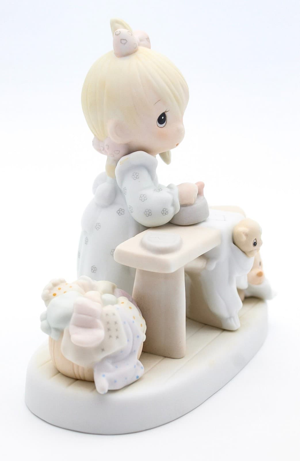 Precious Moments Press On Enesco Porcelain Figurine 1982 - Thumbnail 6