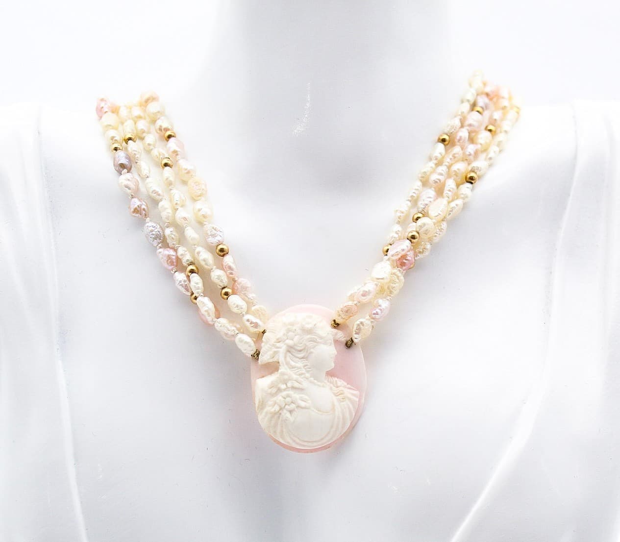 Vintage 14K Gold Multi-Strand Freshwater Pearl Hand Carved Cameo Shell Necklace - Thumbnail 2