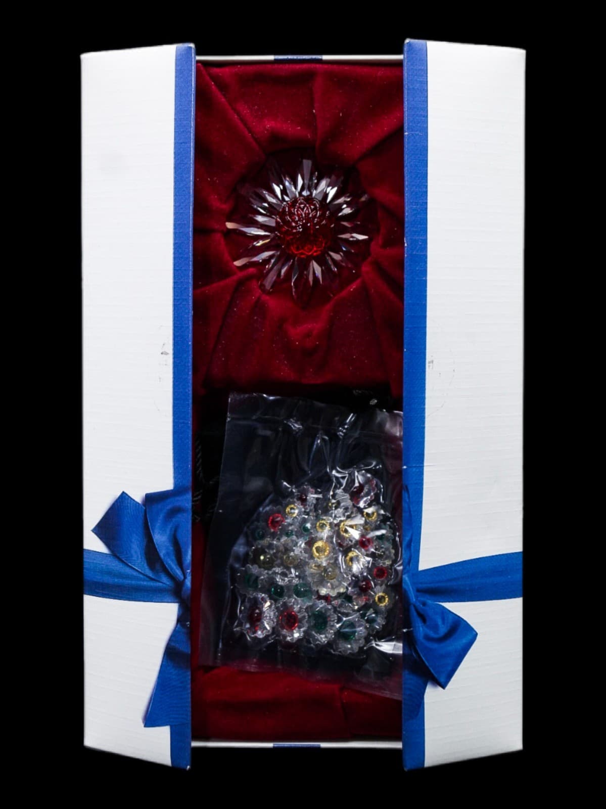 Swarovski SCS 2000 Red Marguerite Daisy Crystal Mini Flowers With Box #255804 - Image 1