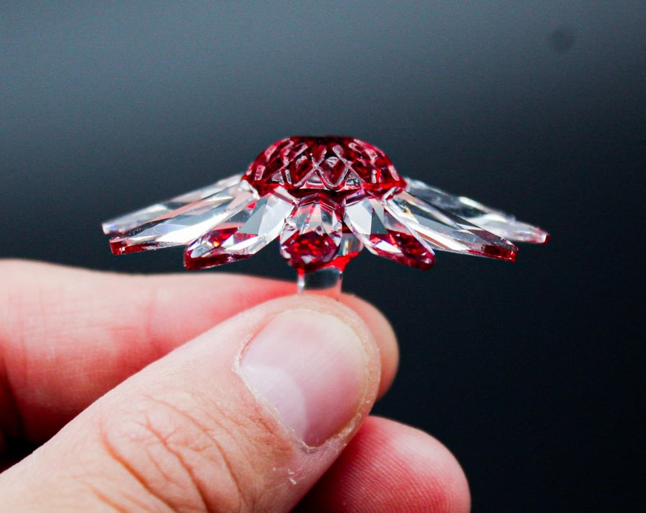 Swarovski SCS 2000 Red Marguerite Daisy Crystal Mini Flowers With Box #255804 - Thumbnail 6