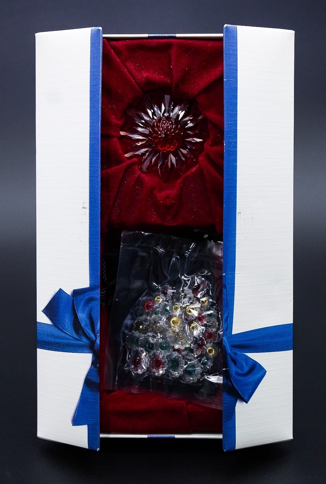 Swarovski SCS 2000 Red Marguerite Daisy Crystal Mini Flowers With Box #255804 - Thumbnail 10