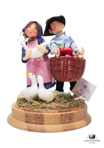 Rare ANNALEE Doll Society Americana Farmers in Cloche Dome Doll #2445 w/ TAG - Image 1