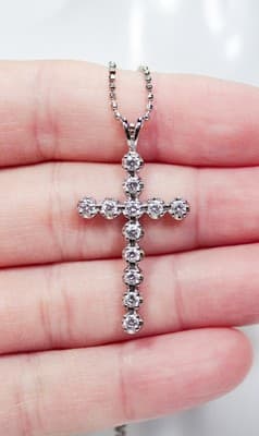 Sterling Silver 925 Round Cut Cubic Zirconia Cross Pendant Necklace - Thumbnail 4