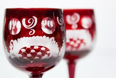 Set of 2 Antique Bohemian Cut To Clear Ruby Crystal Cordial Glasses - Thumbnail 4