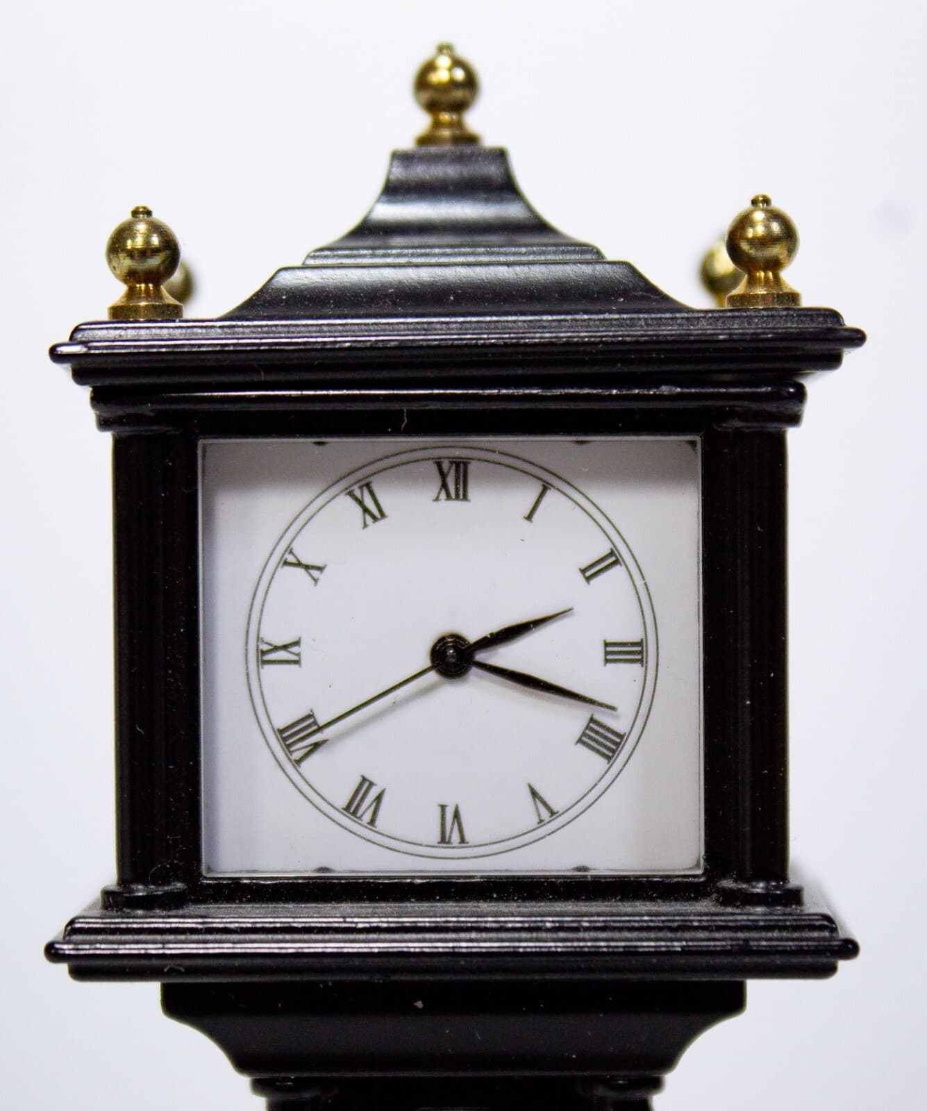 DEPARTMENT 56 Heritage Village Collection "Town Clock" Metal Figurine w/ Box - Thumbnail 3