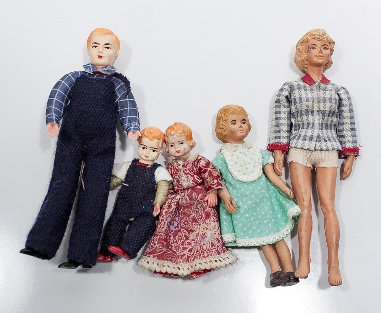 Lot of 5 Vintage Minaiture Dollhouse Family Set Father Mother & Children 1:12 - Thumbnail 2