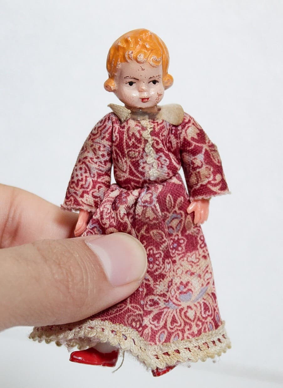Lot of 5 Vintage Minaiture Dollhouse Family Set Father Mother & Children 1:12 - Thumbnail 6