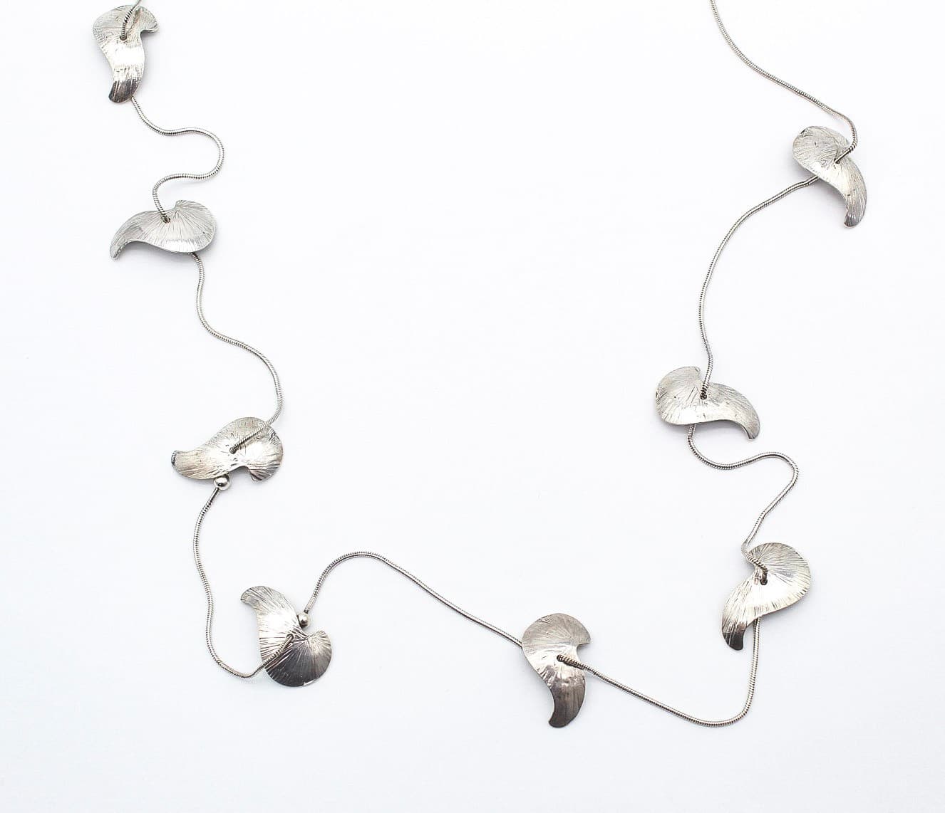 Vintage Sterling Silver 925 Organic Floating Leaf Motif Long Statement Necklace - Thumbnail 7