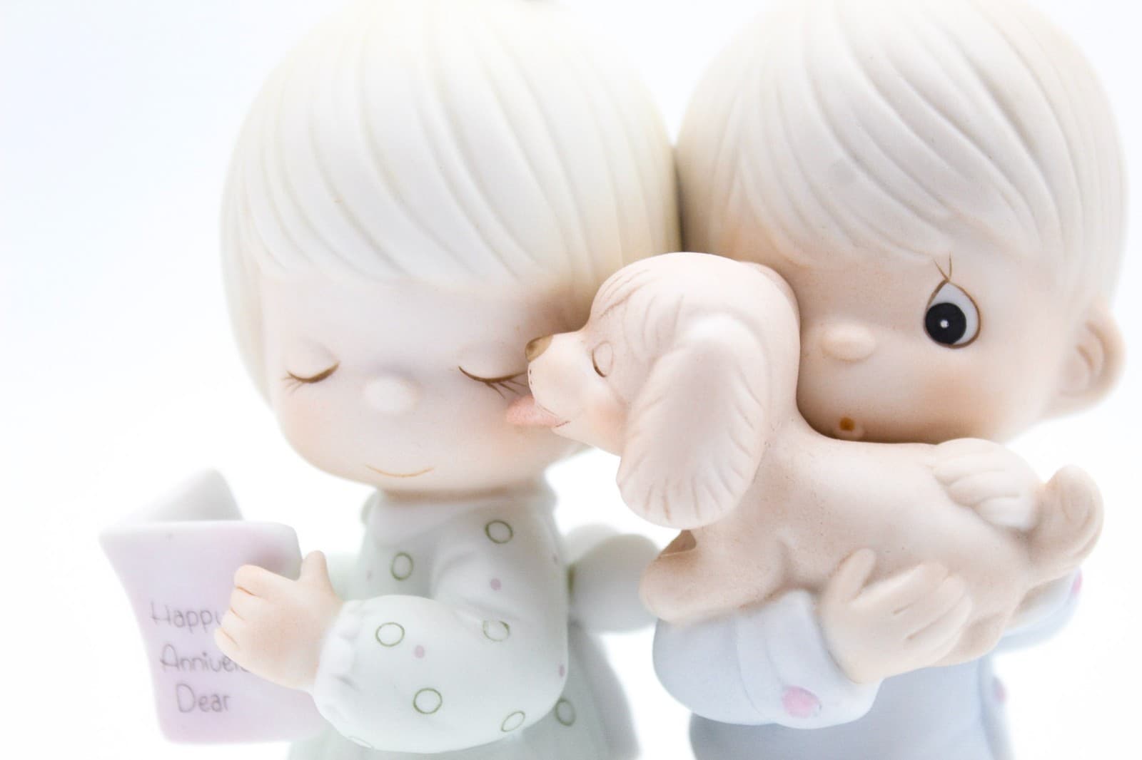 Precious Moments Puppy Love Is From Above Enesco Porcelain Figurine 1987 - Thumbnail 2