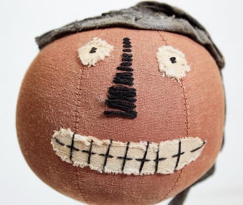 Vintage Handmade Primitive Folk Ark Halloween Pumpkin Motif Doll Decoration - Thumbnail 2