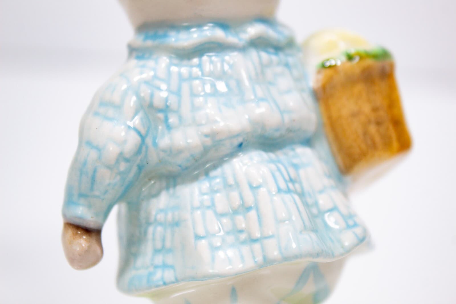BESWICK ENGLAND Beatrix Potter "Little Pig Robinson" Porcelain Figurine - Thumbnail 7