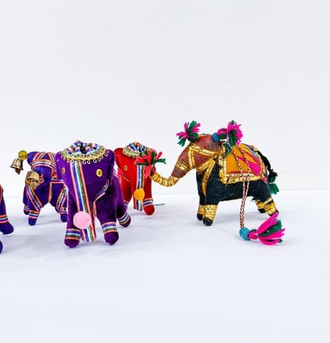 Lot of 7 Vintage Handmade Beaded Embroidery Indian Elephant Satin Ornaments - Thumbnail 4