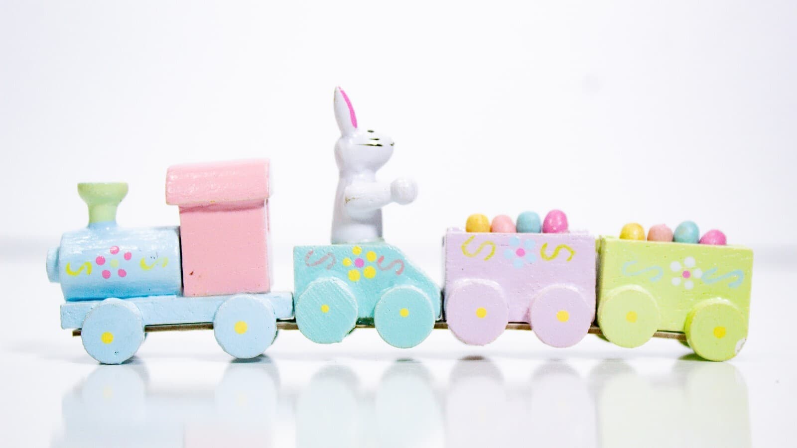 1986 ENESCO Vintage RARE Wooden Mini Easter Bunny Train Decor Figure - Image 1