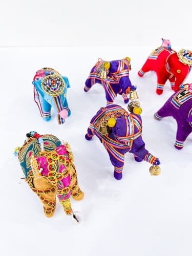 Lot of 7 Vintage Handmade Beaded Embroidery Indian Elephant Satin Ornaments - Thumbnail 6