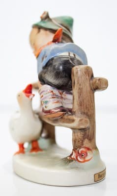 Hummel "Barnyard Hero" TMK3 Hand Painted Boy Germany Porcelain Figurine - Thumbnail 4