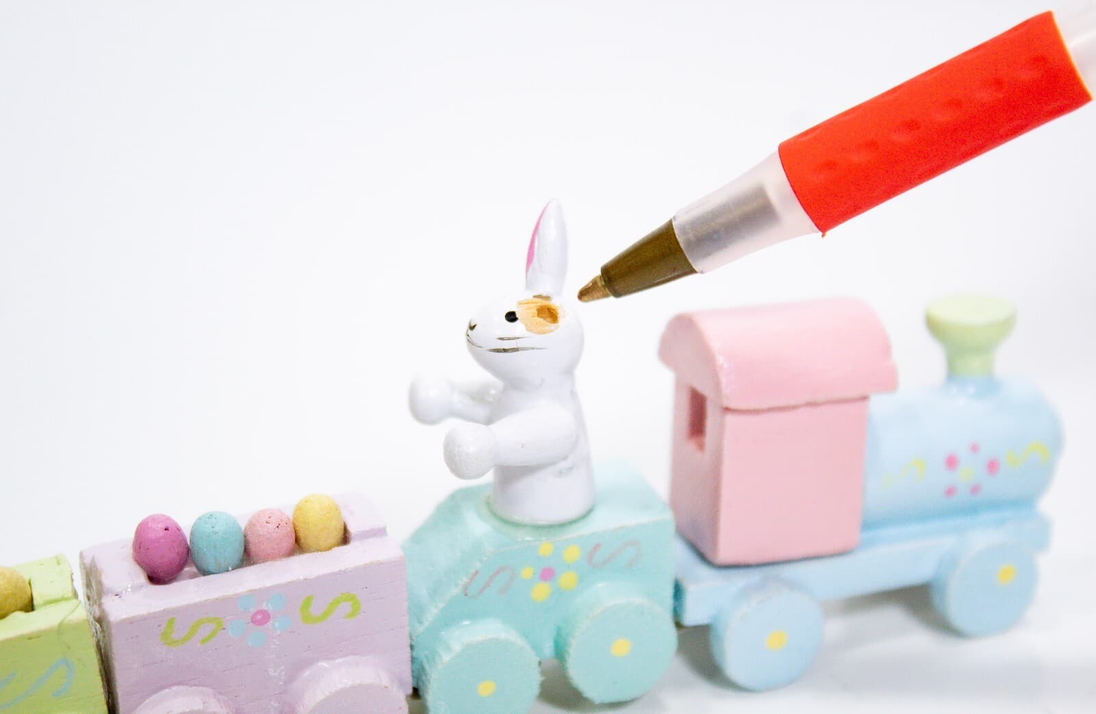 1986 ENESCO Vintage RARE Wooden Mini Easter Bunny Train Decor Figure - Thumbnail 4