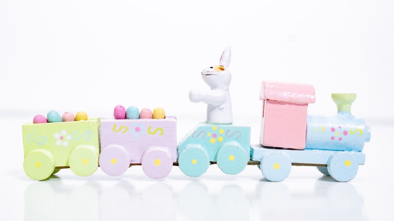 1986 ENESCO Vintage RARE Wooden Mini Easter Bunny Train Decor Figure - Thumbnail 2