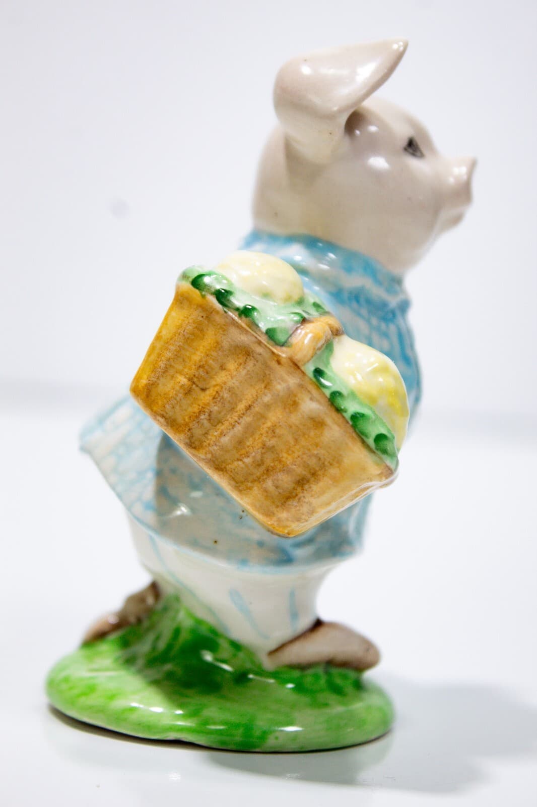 BESWICK ENGLAND Beatrix Potter "Little Pig Robinson" Porcelain Figurine - Thumbnail 3