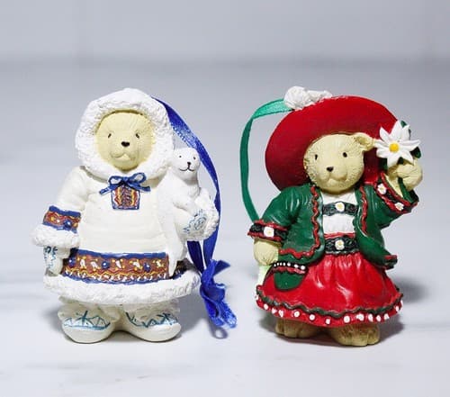2 Vintage MUFFY VANDERBEAR Eskimo & Alpine Christmas Ornaments - Thumbnail 2
