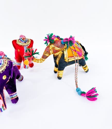 Lot of 7 Vintage Handmade Beaded Embroidery Indian Elephant Satin Ornaments - Thumbnail 8