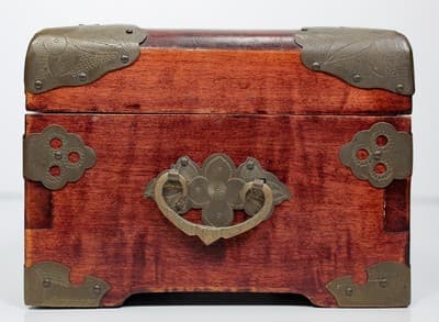 Vintage Jade Inlay Etched Brass Wooden Chinese Jewelry Box - Thumbnail 7
