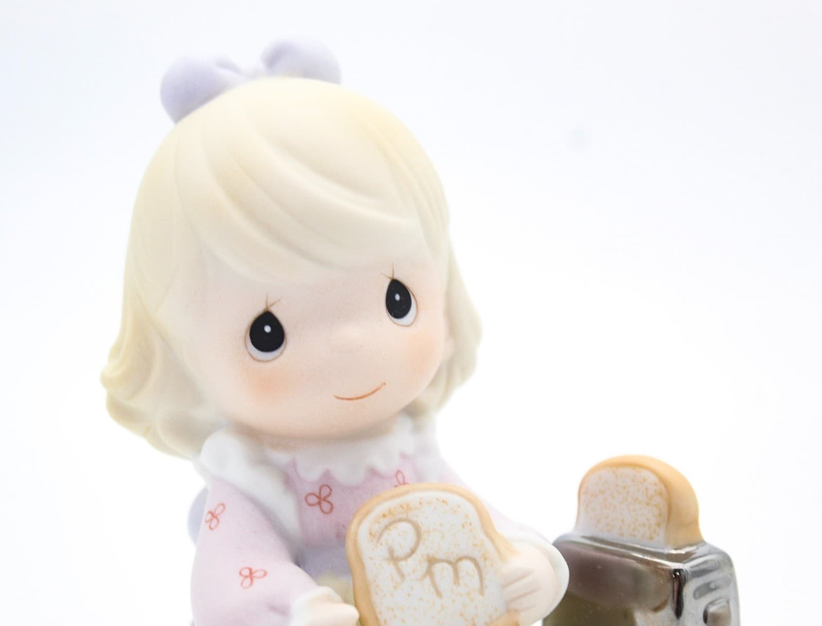 Precious Moments A Special Toast To Precious Moments Porcelain Figurine 1997 - Thumbnail 2