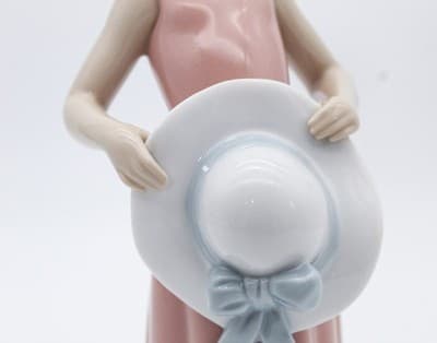 Lladro The Dreamer Pamela Plantada Made In Spain Porcelain Figurine With Box - Thumbnail 5