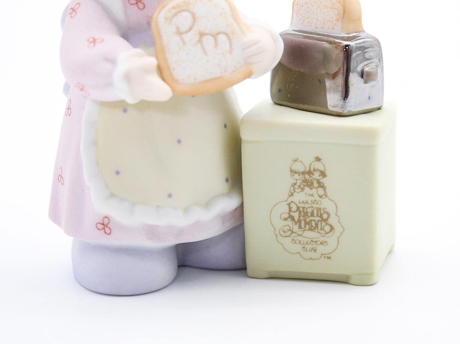 Precious Moments A Special Toast To Precious Moments Porcelain Figurine 1997 - Thumbnail 4