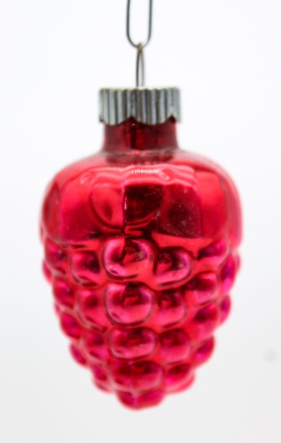 Shiny Brite USA Vintage Red Grape Cluster Bumpy Glass Christmas Ornament 2" - Thumbnail 6