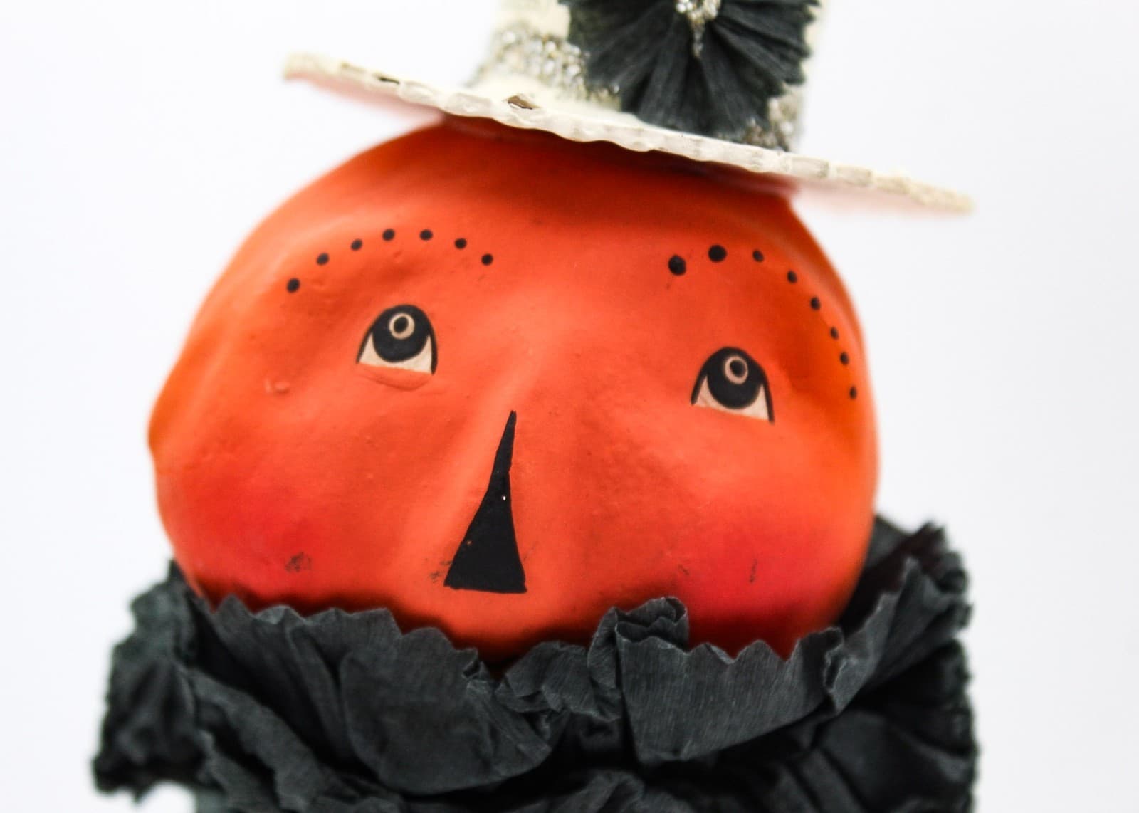 Bethany Lowe Queen Of Halloween Dee Foust Paper Mache Pumpkin Figure - Thumbnail 4