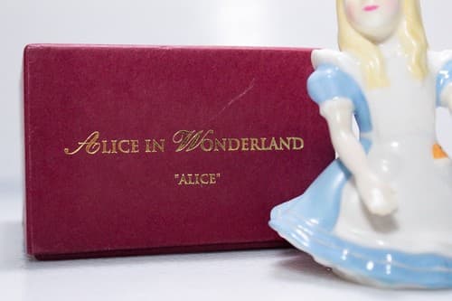 Vintage Department 56 Alice In Wonderland "Alice" Porcelain Candle Snuffer - Thumbnail 2