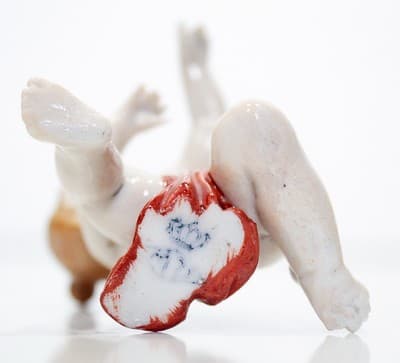 MULLER VOLKSTEDT Hand Painted Dresden Germany Red Cherub Porcelain Figurine - Thumbnail 7
