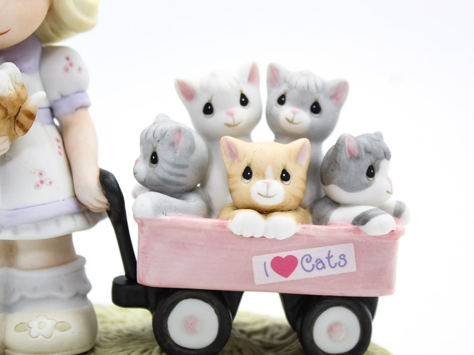 Precious Moments Love Is The Purr-fect Gift Enesco Porcelain Figurine 2014 - Thumbnail 3