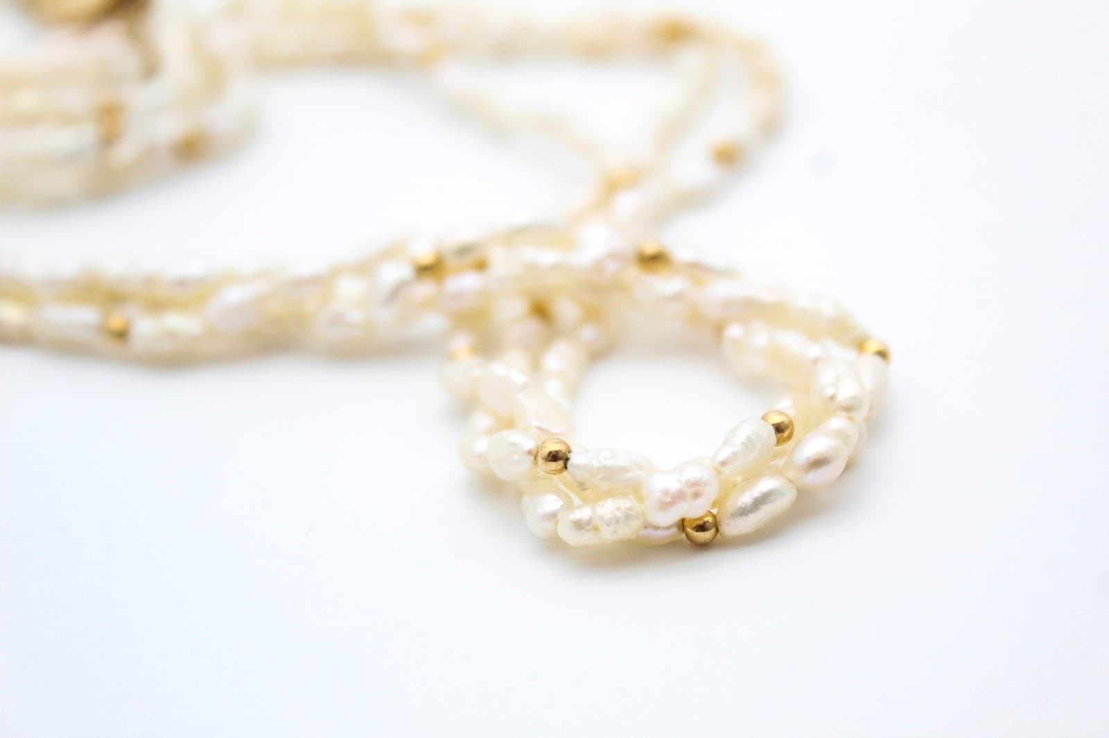 Vintage 14K Yellow Gold Triple-Strand Freshwater Rice Pearl Necklace - Thumbnail 5
