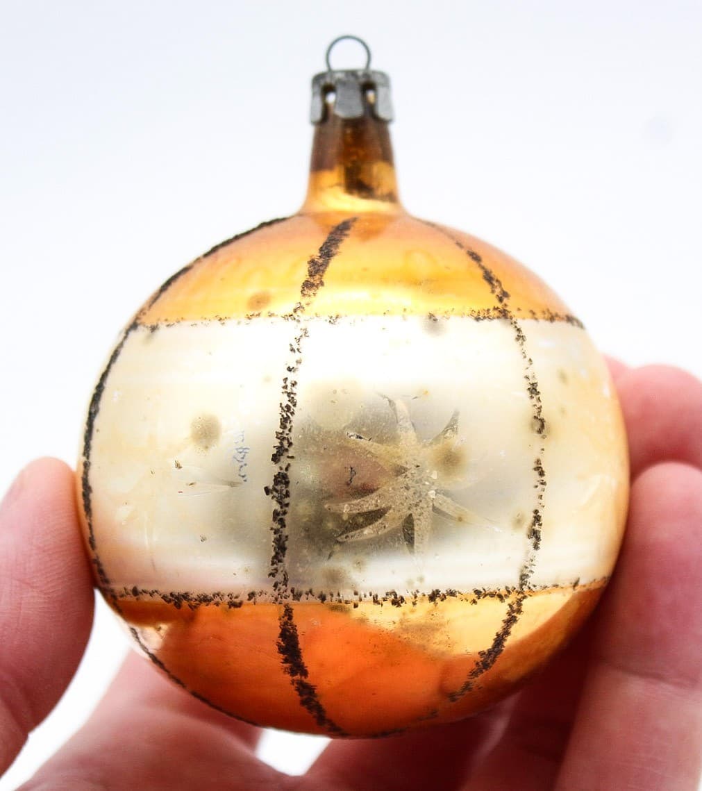 Vintage Poland Yellow Indent Reflector Mica Round Glass Christmas Ornament - Thumbnail 5