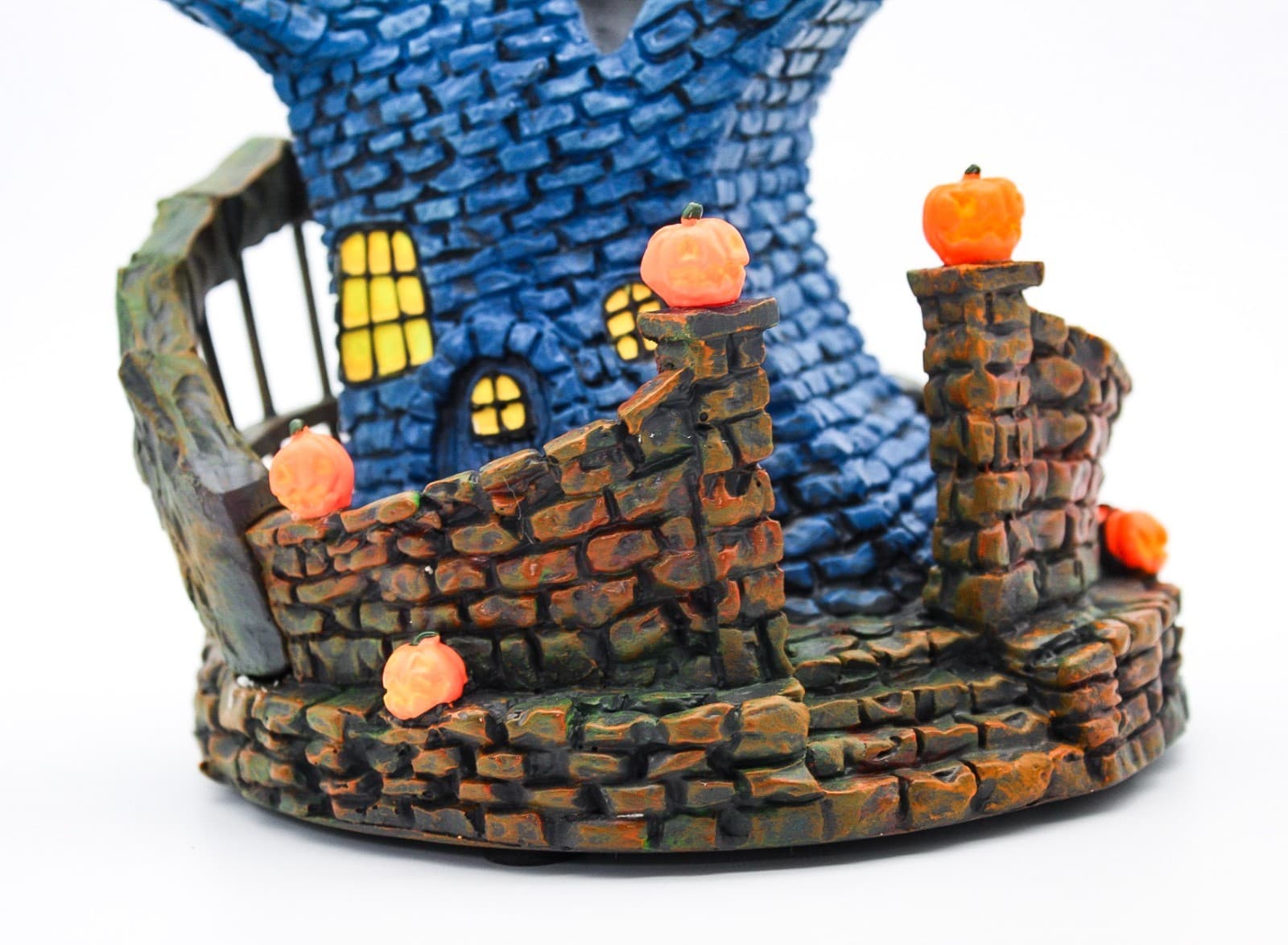 Hawthorne Village Wolfman House Disney The Nightmare Before Christmas New 8" - Thumbnail 6