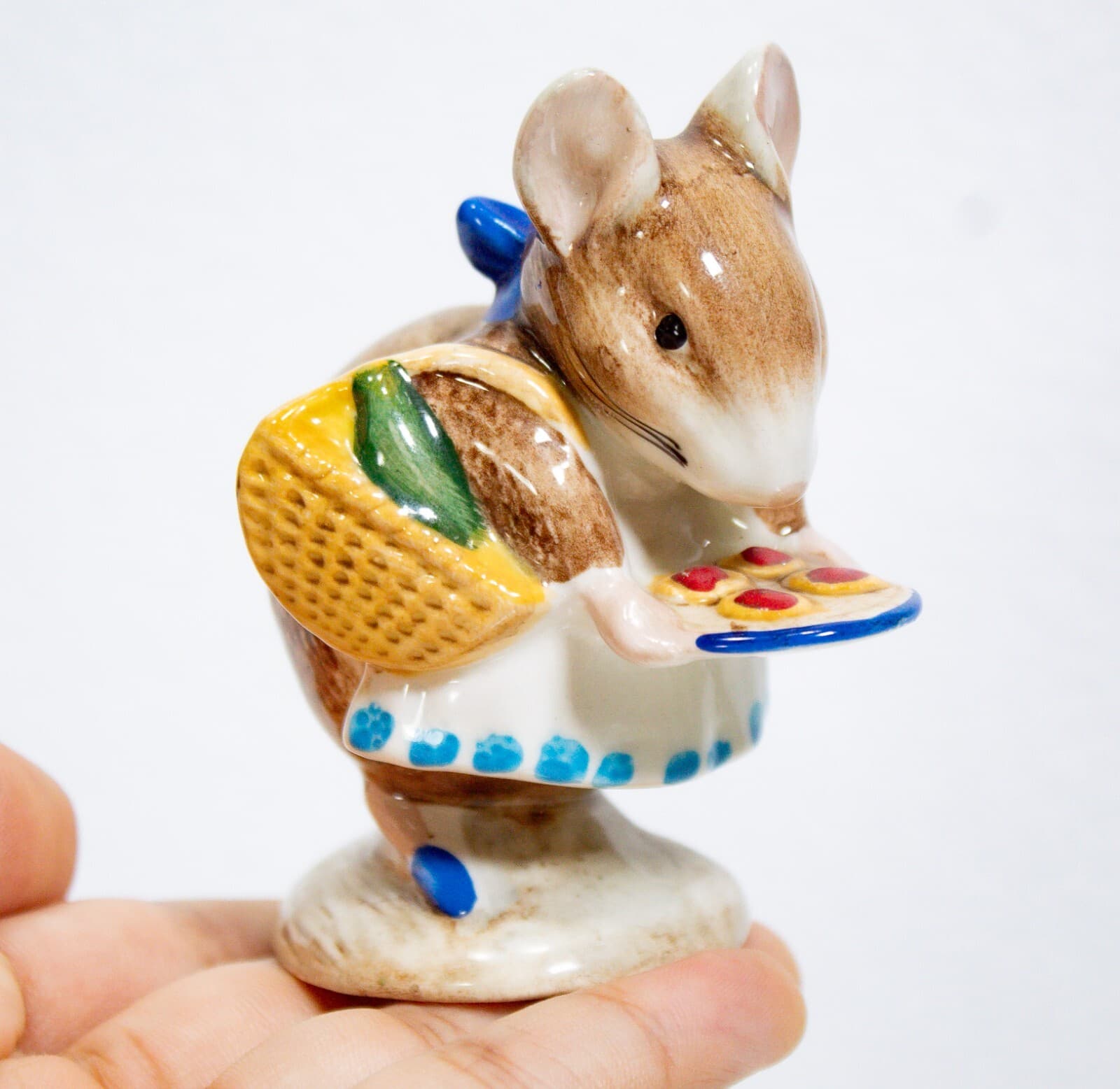 BESWICK ENGLAND Beatrix Potter "Appley Dapply" Porcelain Figurine - Thumbnail 8