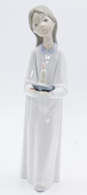 Lladro Made In Spain Vintage Girl With Candle Glazed Porcelain Retired Figurine - Thumbnail 8
