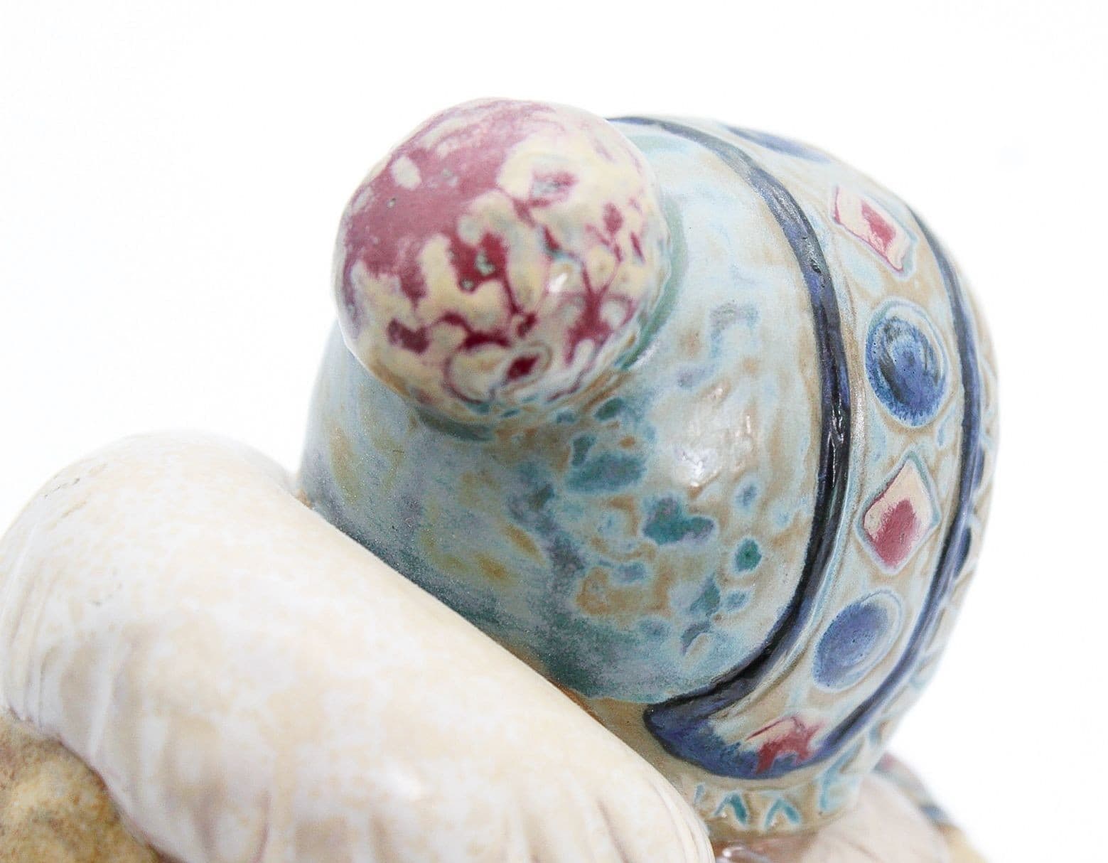 LLADRO Made In Spain Pensive Eskimo Boy Sitting Porcelain Hand Painted Figure - Thumbnail 5