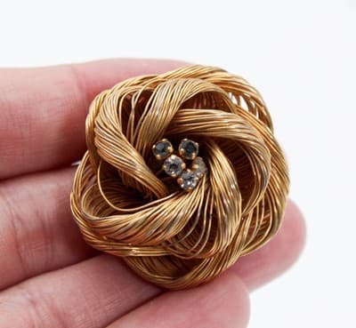 Vintage Gold Tone Knot Motif Wired Rhinestone Pin Brooch - Thumbnail 2