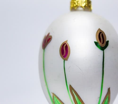 Vintage Hand Painted Egg Shape Tulip Floral Motif Glass Christmas Ornament - Thumbnail 2