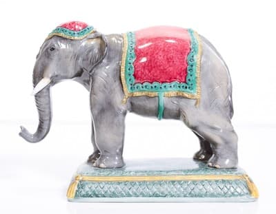 HALCYON DAYS Porcelain Hand Painted "Her Majesty The Queen" Elephant Figure - Thumbnail 2