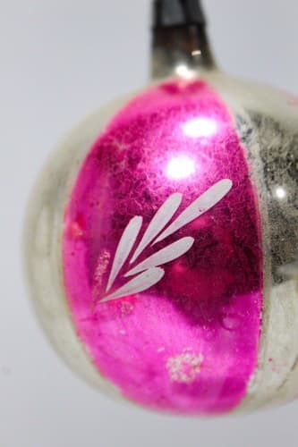 Antique Mercury Poland Hand Decorated Glass Ball Pink Floral Christmas Ornament - Thumbnail 2