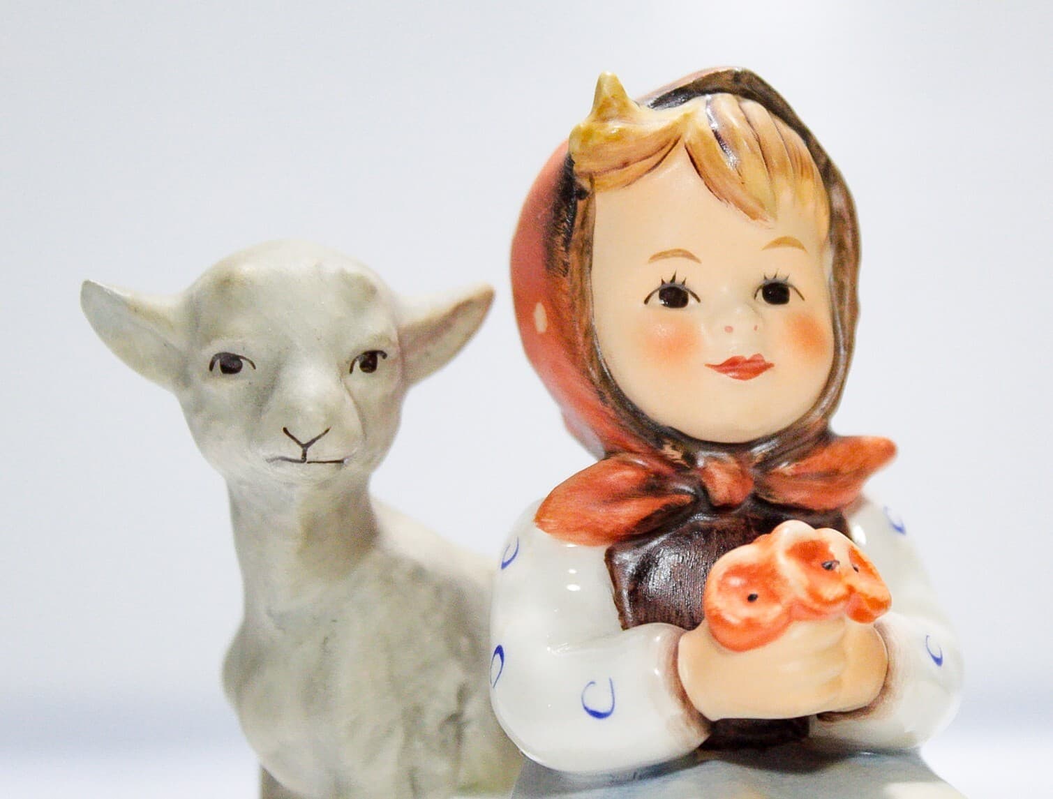 GOEBEL HUMMEL Germany "Good Friends" Hand Painted Porcelain Figurine TMK6 - Thumbnail 2