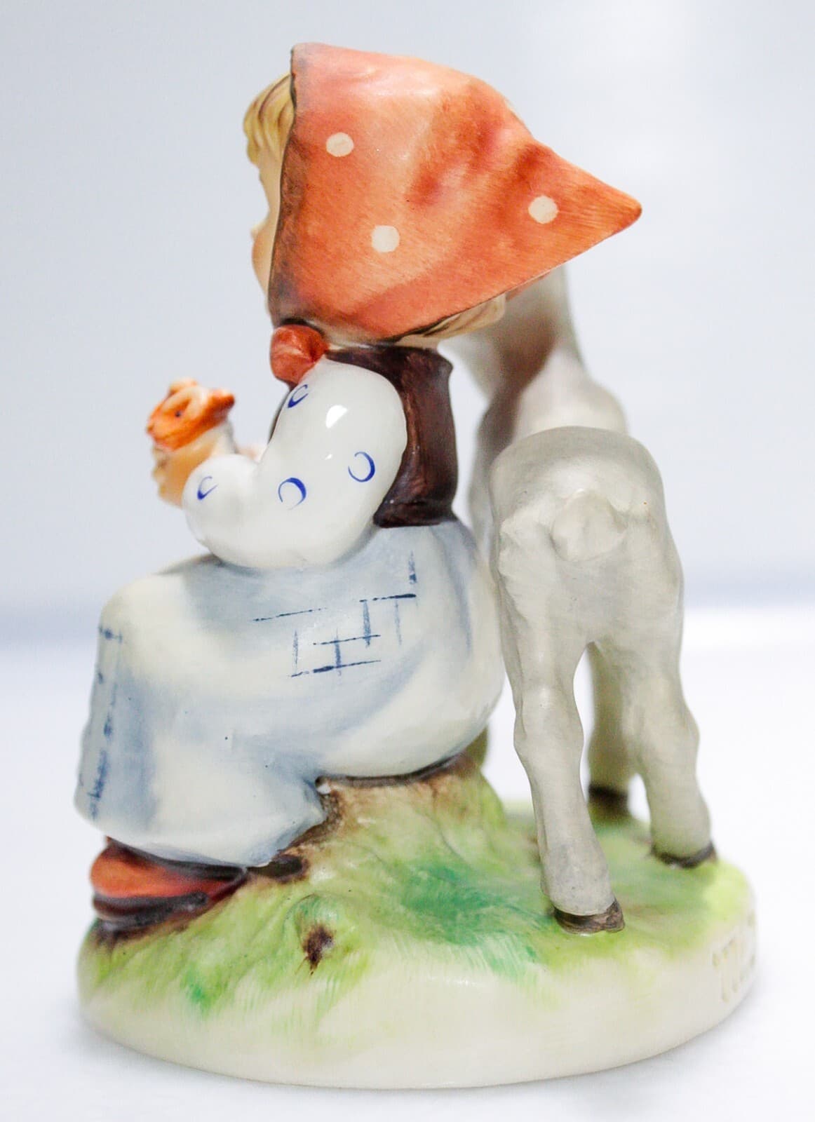 GOEBEL HUMMEL Germany "Good Friends" Hand Painted Porcelain Figurine TMK6 - Thumbnail 3