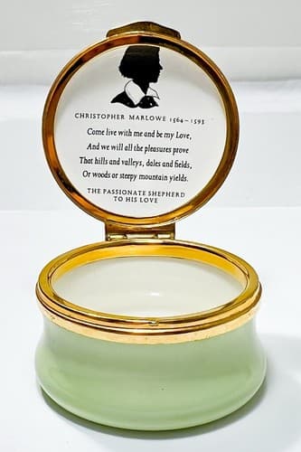 ENGLISH ENAMELS "The Poetry Of Love" Franklin Mint Hand Painted Trinket Box - Thumbnail 7