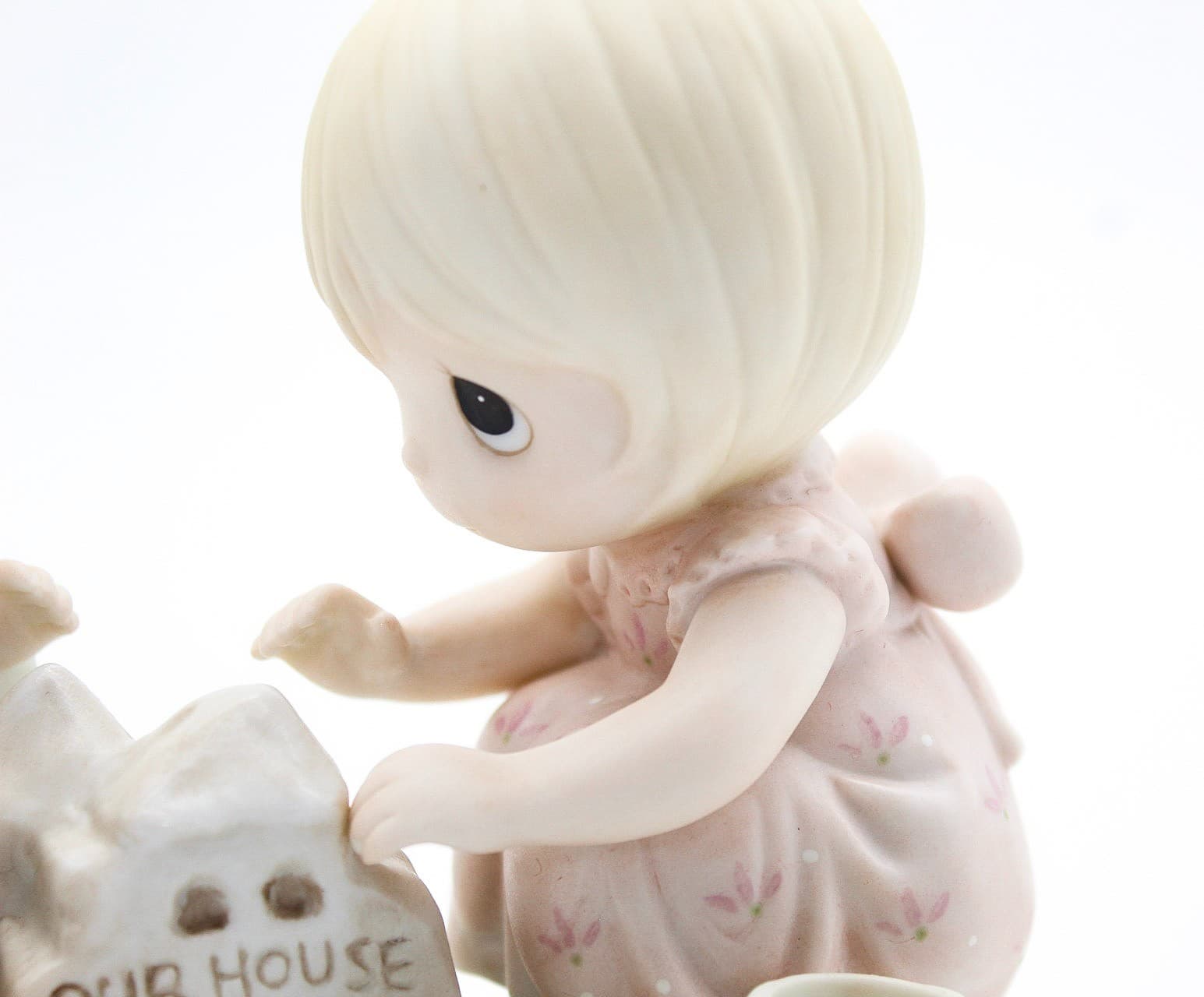Precious Moments God Bless Our Home Enesco Porcelain Figurine 1984 - Thumbnail 5